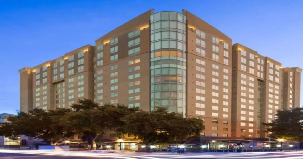 8. Residence Inn by Marriott Sacramento Downtown at Capitol Park