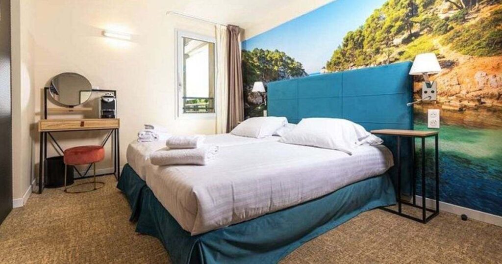 Sure Hotel by Best Western Coeur De Cassis - Attentive Service