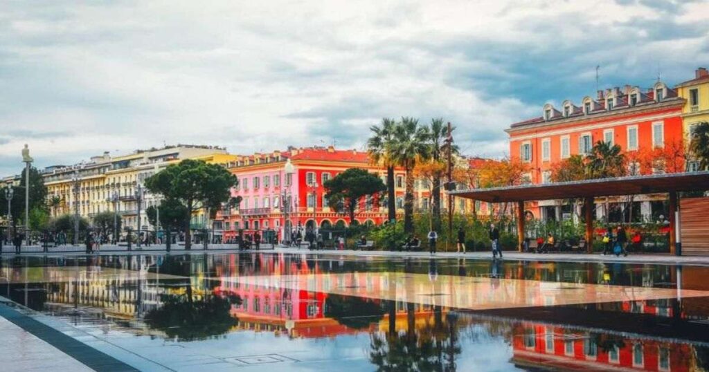 Apart-Hotel Riviera Old Port + Discovering Exquisite Stays in Nice Old Town