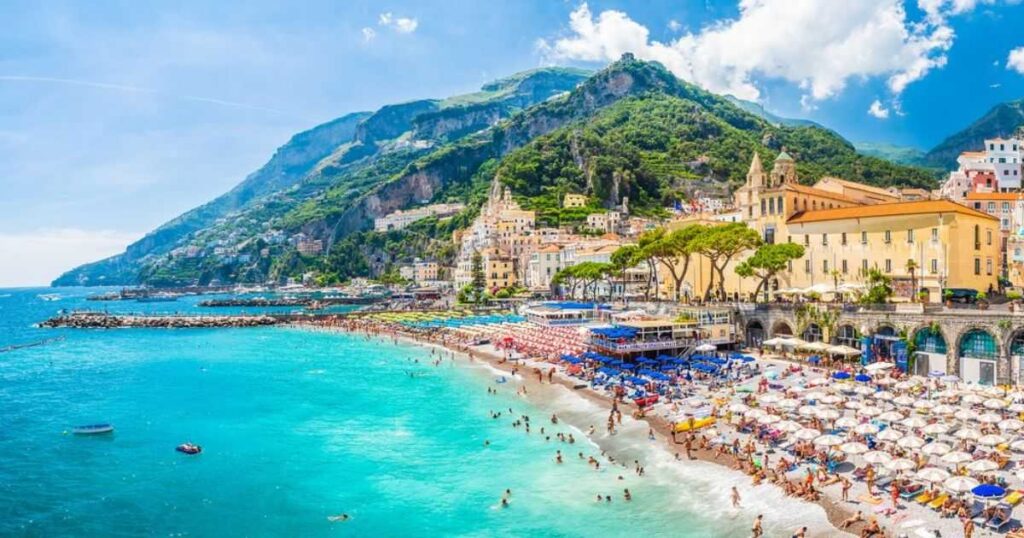 Visit the Amalfi Coast + Top Activities To Do in Italy: The Ultimate Bucket List