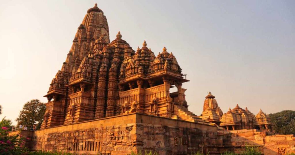 Day 4 Orchha - Khajuraho (180 Kms / 4.30 Hrs) + Cultural Nepal Bhutan Tour with India