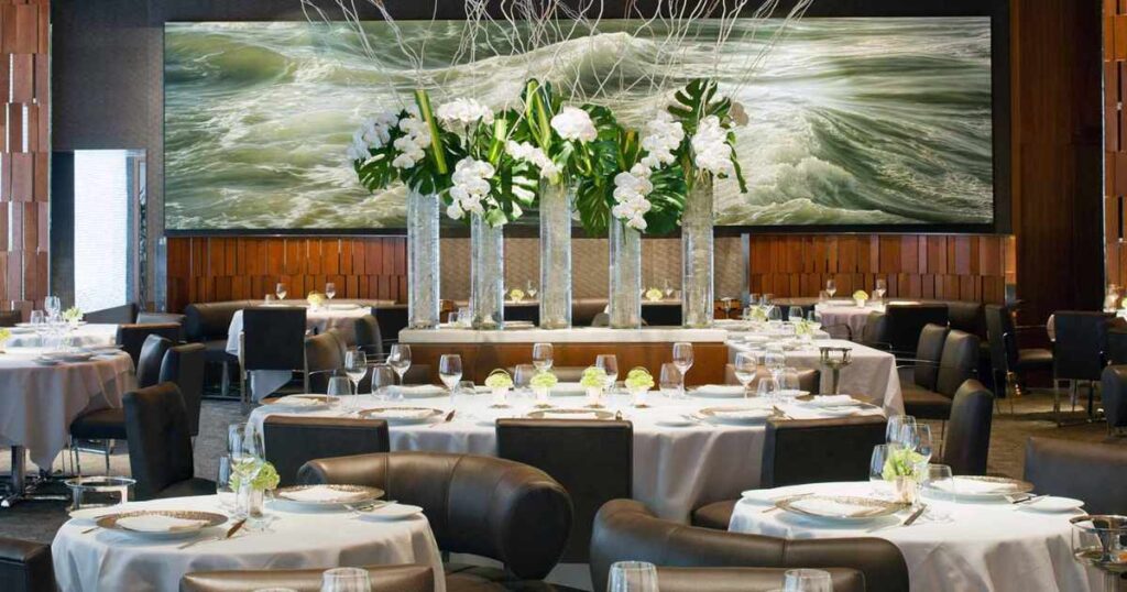 2. Le Bernardin: The Epitome of Seafood Excellence + Exploring the Culinary Wonders of New York City